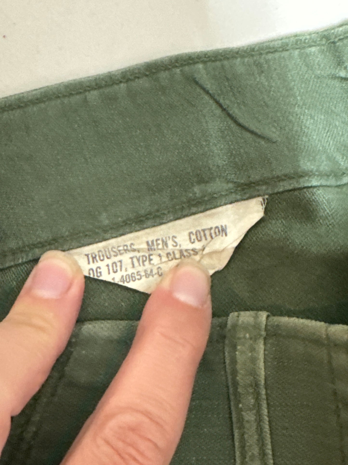 US Military Vintage Sateen Pants 42" X 33"