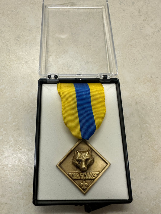 Cub Scouter Award Medal & Neck Ribbon new in box