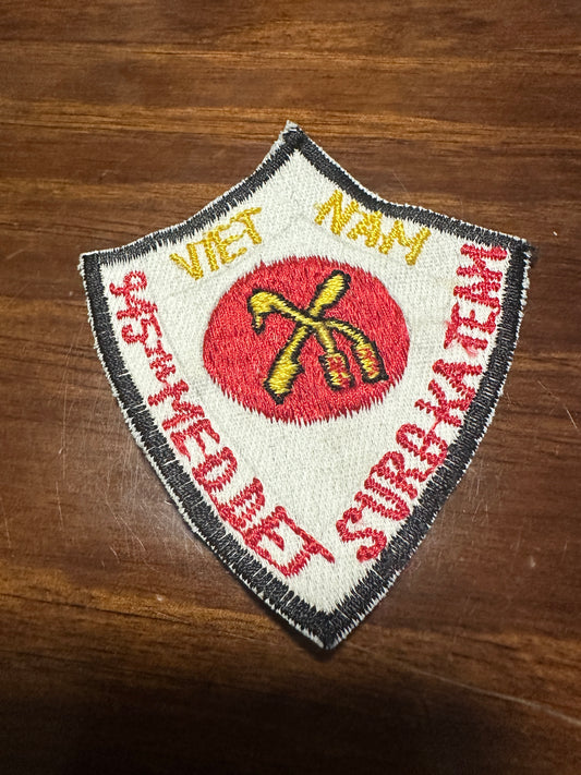 Vintage US Army 945th Medical Detachment Vietnam Patch