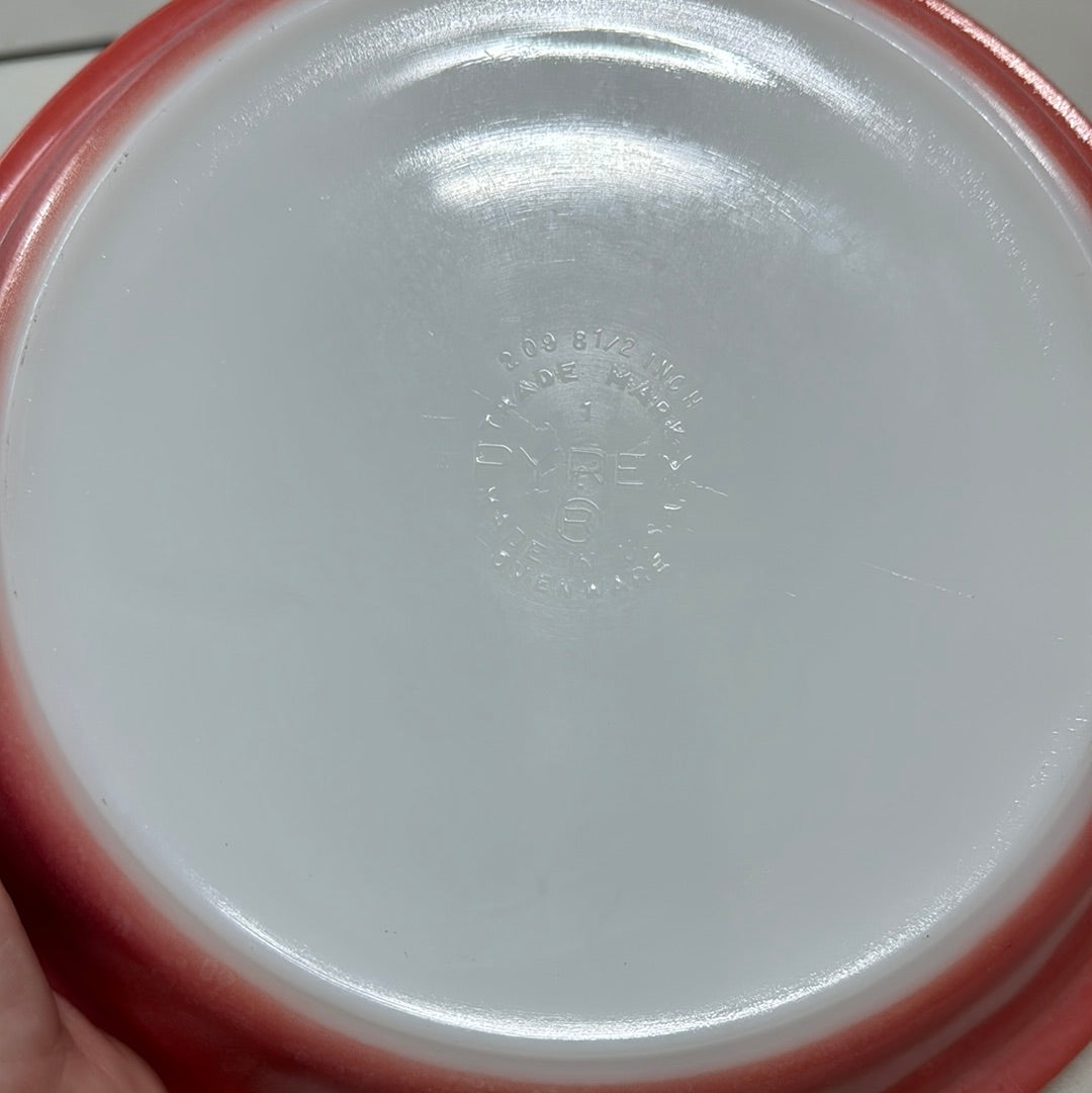 Vintage 8.5" Pink pyrex pie plate